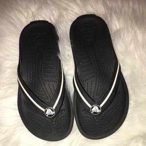 Crocs • flip flops